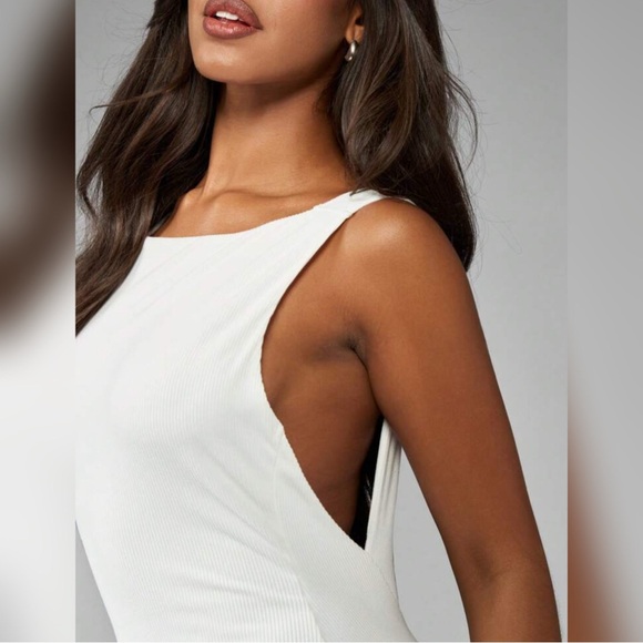 🆕MISSGUIDED Ribbed Backless Bodycon Midi Dress - Picture 2 of 10